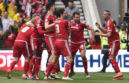 击败上海队, 随后在淘汰