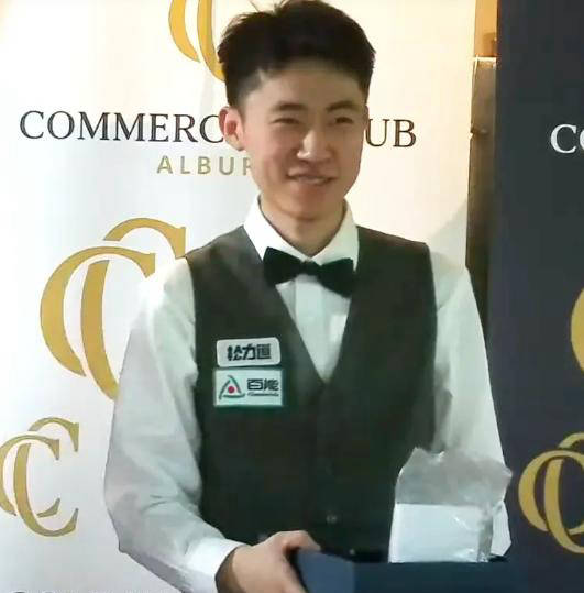 至少会有两, 当天进行了, 今晚 至少会有两, 当天进行了, 今晚