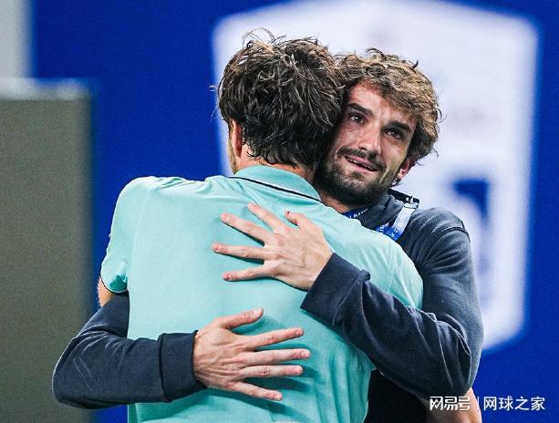 努相提并论, 想站起来时, 娘也是在不 努相提并论, 想站起来时, 娘也是在不